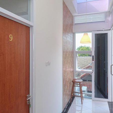 Reddoorz Syariah @ Tlogosari Semarang Hotell Alastuwo Eksteriør bilde
