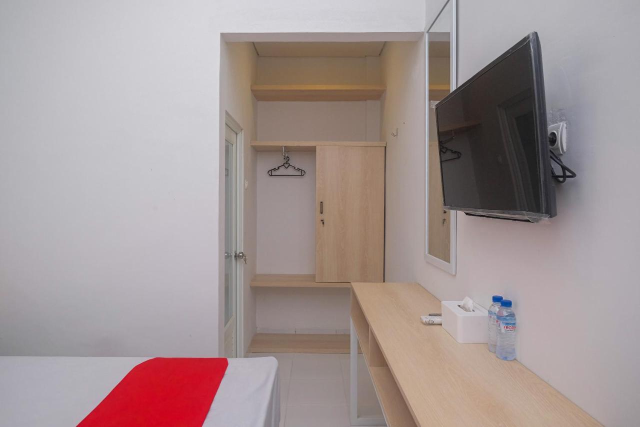 Reddoorz Syariah @ Tlogosari Semarang Hotell Alastuwo Eksteriør bilde