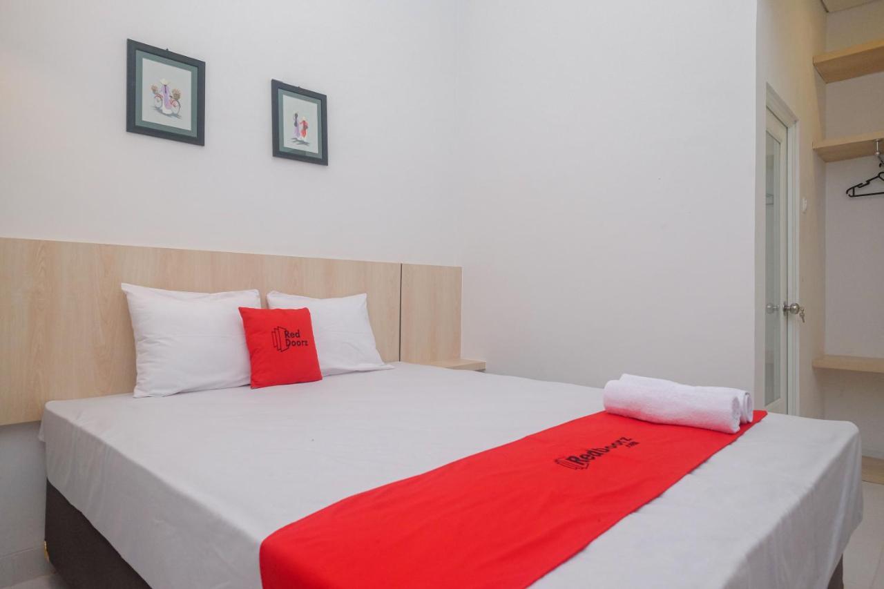 Reddoorz Syariah @ Tlogosari Semarang Hotell Alastuwo Eksteriør bilde